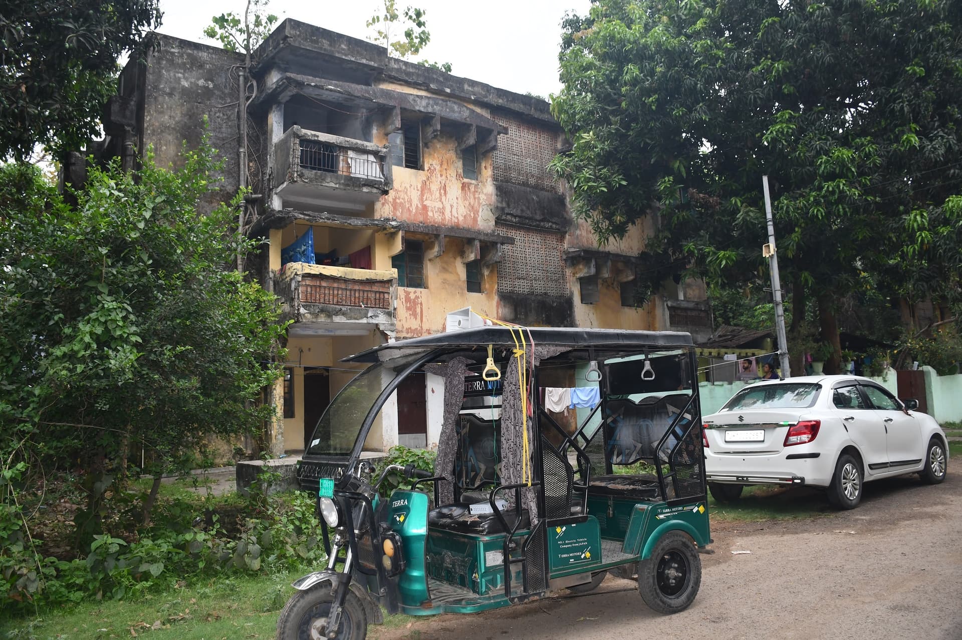 Bokaro News : क्षतिग्रस्त घोषित ब्लॉक में रहने वालों को दी गयी चेतावनी