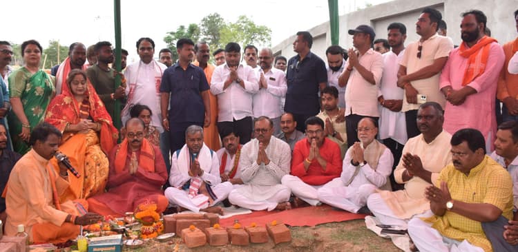 Bokaro News : भाजपा के विचार व संकल्प का प्रतीक बनेगा कार्यालय : बाबूलाल