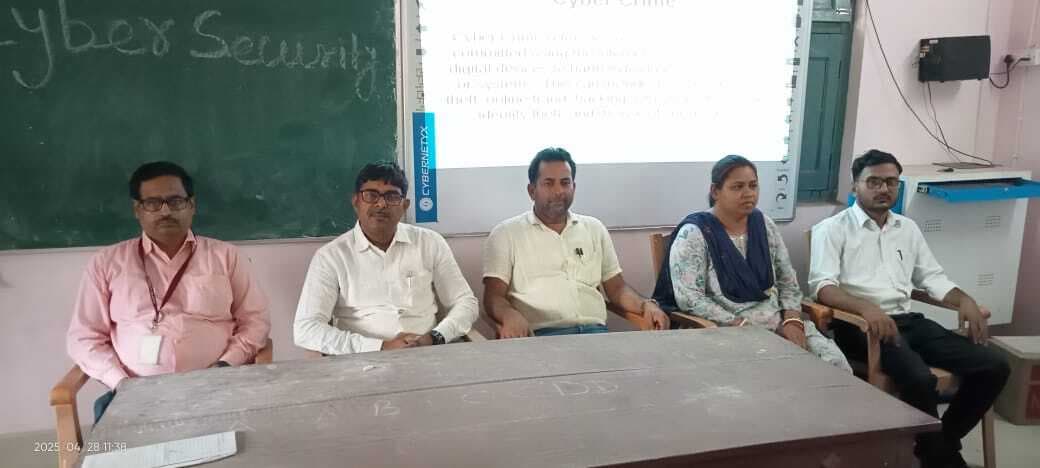 पैसों के लालच में न फंसें, अनचाहे लिंक्स व एप से बचें, हो सकते हैं साइबर ठगी के शिकार