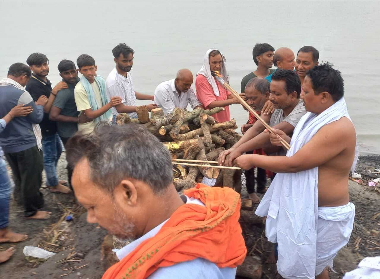 निधन पर शोक जताया