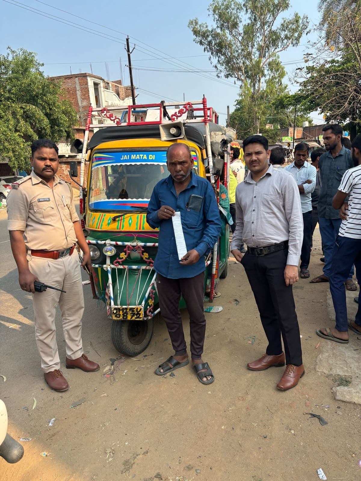 Deoghar News : पांच ऑटो चालकों से वसूला 31650 रुपये जुर्माना