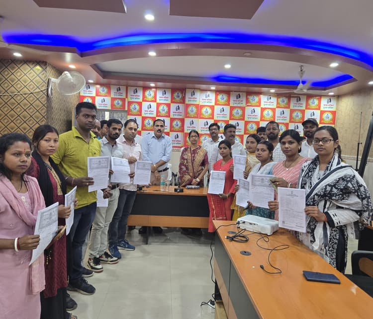 निगम के 12 स्वच्छता साथी को मिला नियुक्ति पत्र