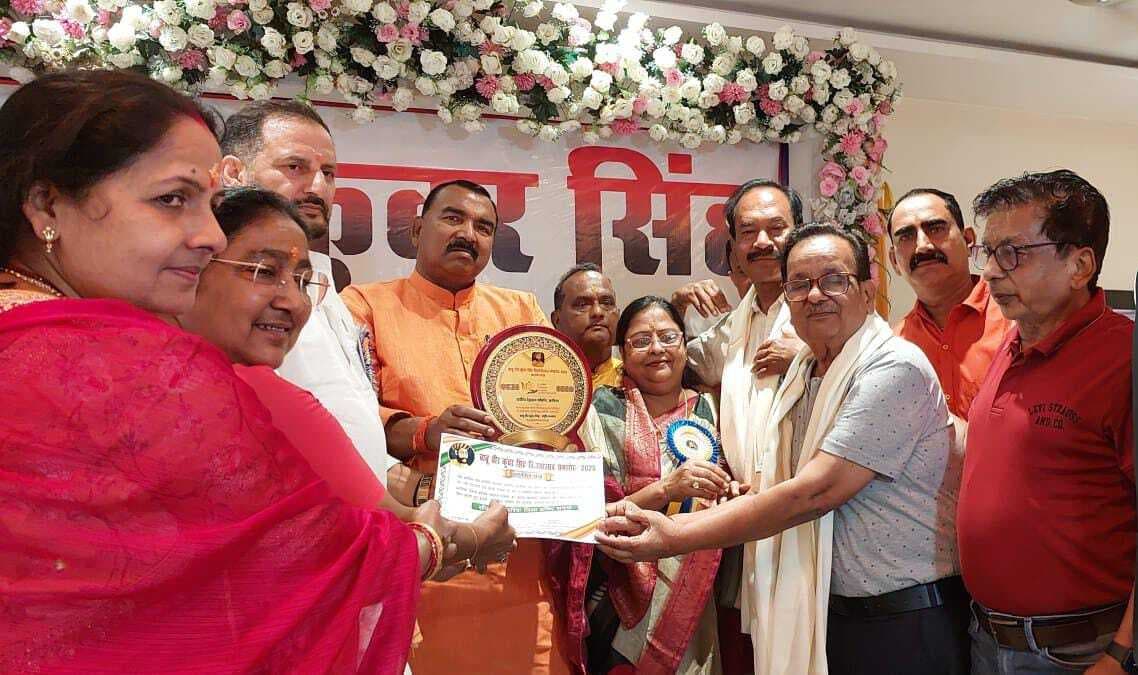 मंत्री से कॉर्निया कलेक्शन सेंटर बनाये जाने की मांग