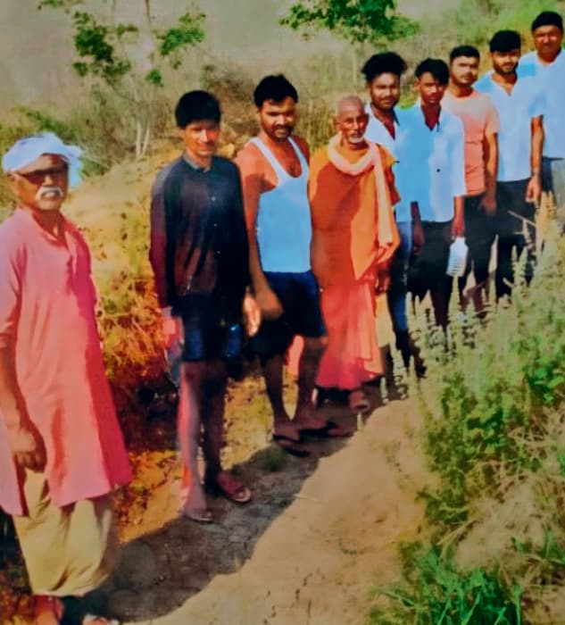 Kaimur News : एक ही मजदूर का नौ योजनाओं में फोटो साइट पर अलपोड कर साढ़े 19 लाख का भुगतान