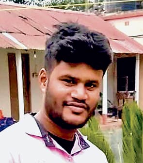 शोभापुर के निजी अस्पताल में ठेका श्रमिक की मौत, परिजनों ने जम कर किया हंगामा