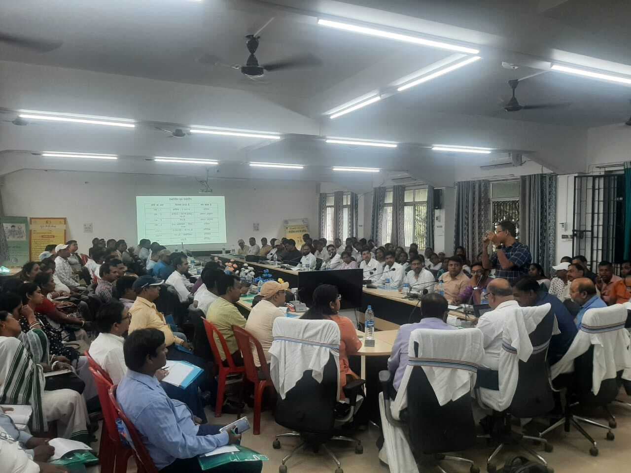 घर को साफ-सुथरा रखने के साथ मच्छरदानी का करें प्रयोग : डॉ अजय