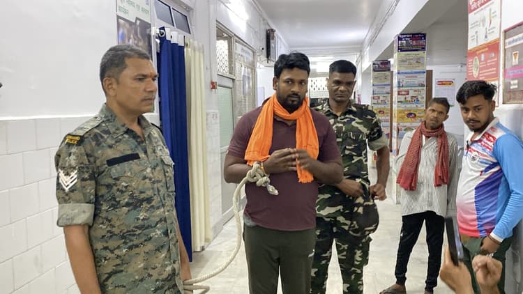 Giridih News: चेन छिनतई के मास्टरमाइंड को भेजा जेल, बाइक चालक अब भी फरार