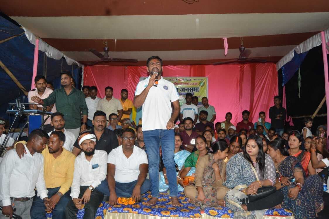 Dhanbad News: बीसीसीएल ग्रामीणों को न्याय दे, वरना रोक देंगे ट्रांसपोर्टिंग : जयराम महतो