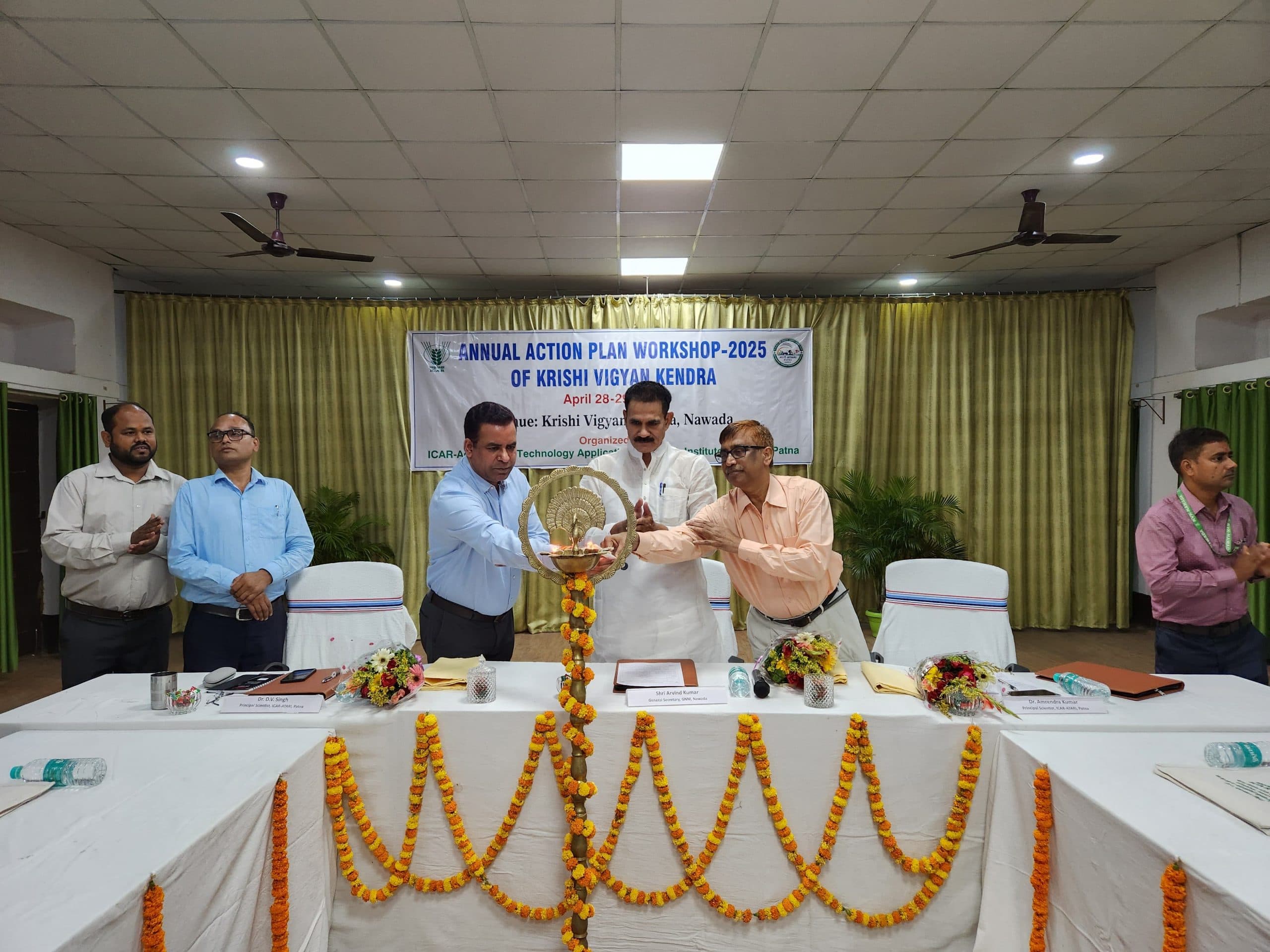 कृषि वैज्ञानिकों ने वार्षिक कार्य योजनाओं के बारे में दी जानकारी