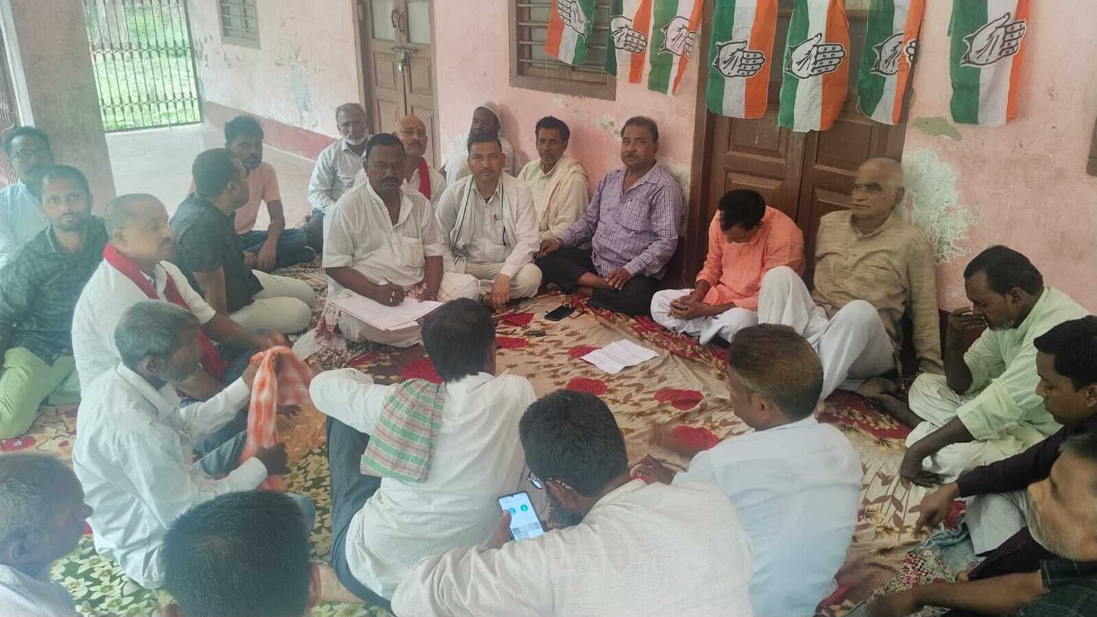 कांग्रेस पार्टी के सिद्धांतों को सभी तक पहुंचाएं कार्यकर्ता