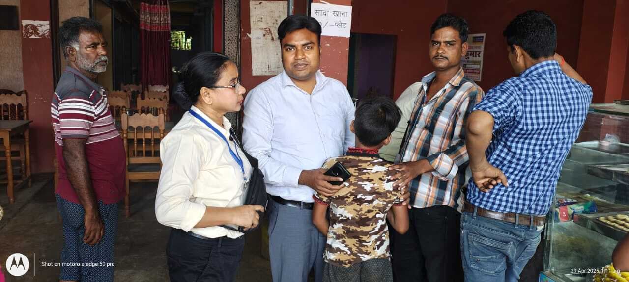 श्रम विभाग ने दो बाल श्रमिकों को होटल से कराया मुक्त