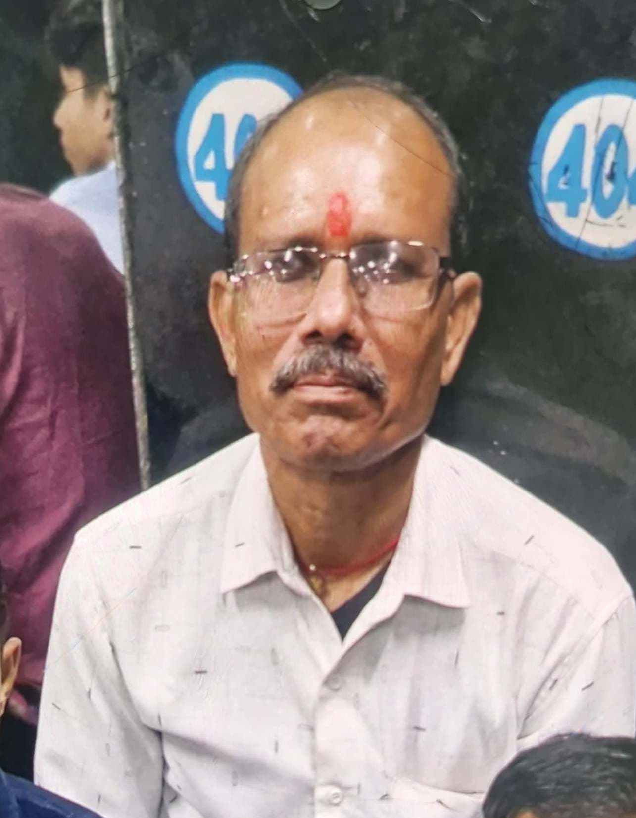 एंबुलेंस के धक्के से पलटा ऑटो, पोते की शादी से पहले दादा की मौत