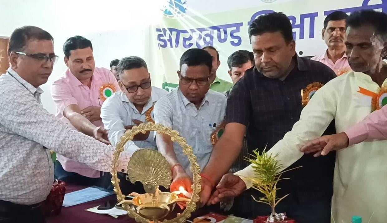 ड्रॉप आउट बच्चों को स्कूल लाना सभी की जवाबदेही : बीडीओ