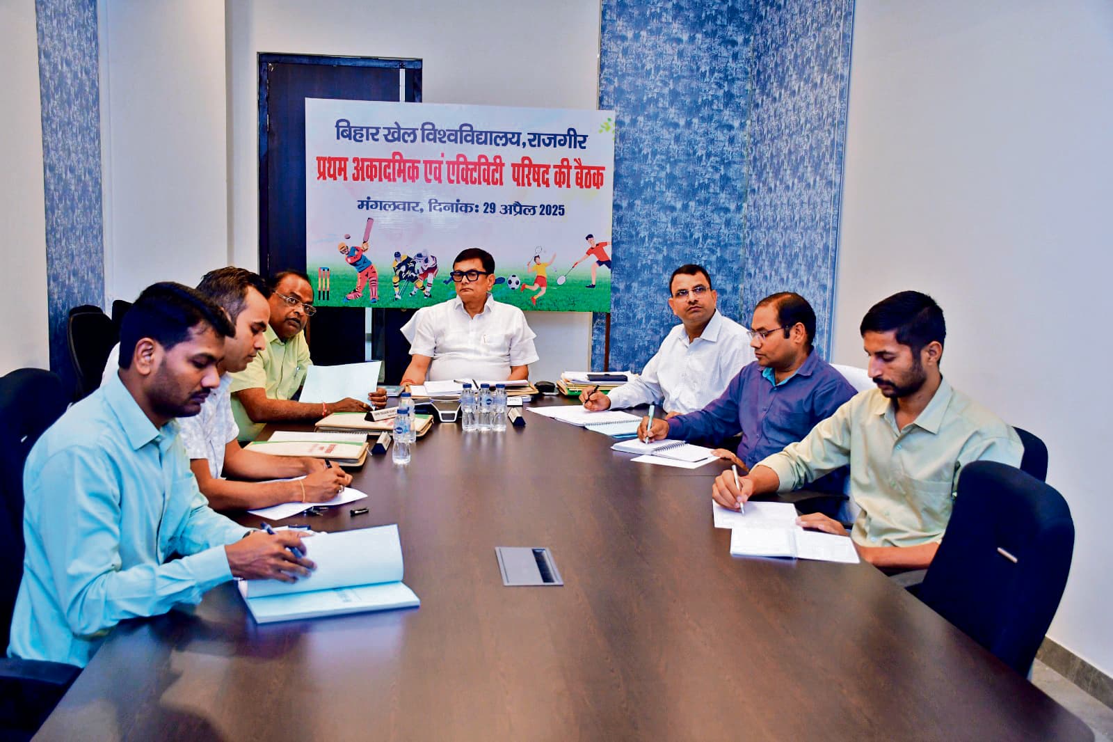 खेल विश्वविद्यालय में अगले शैक्षणिक सत्र से एथलेटिक्स और क्रिकेट में स्नातकोत्तर डिप्लोमा की होगी पढ़ाई