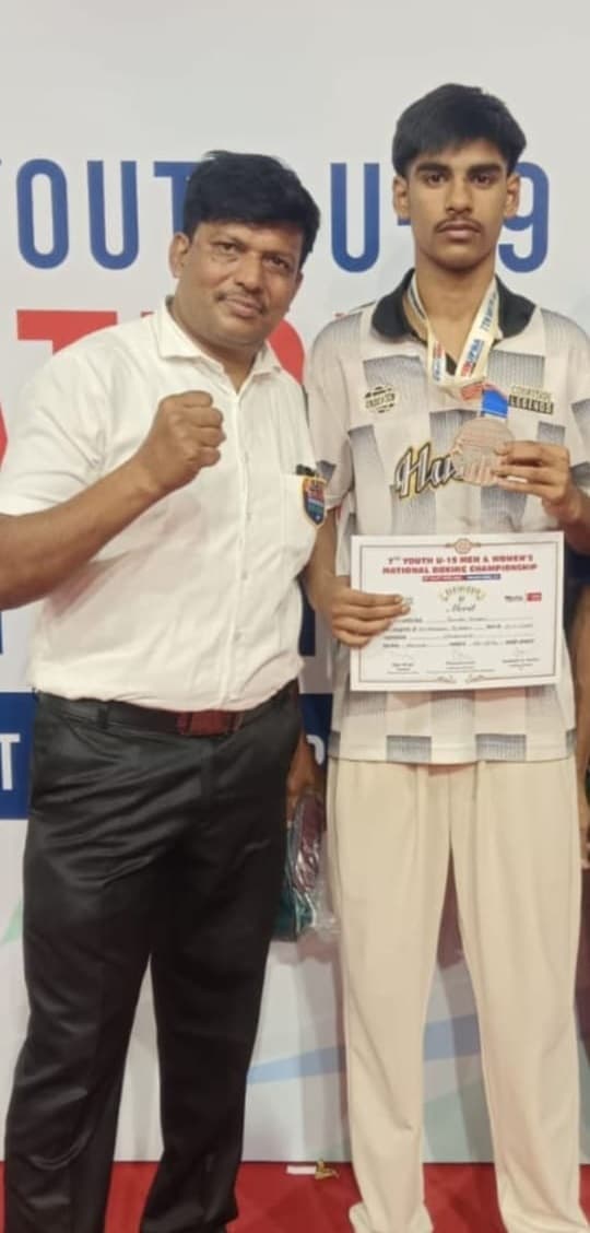 Youth national boxing Shivam:  शिवम ने यूथ नेशनल बॉक्सिंग चैंपियनशिप में जीता कांस्य पदक