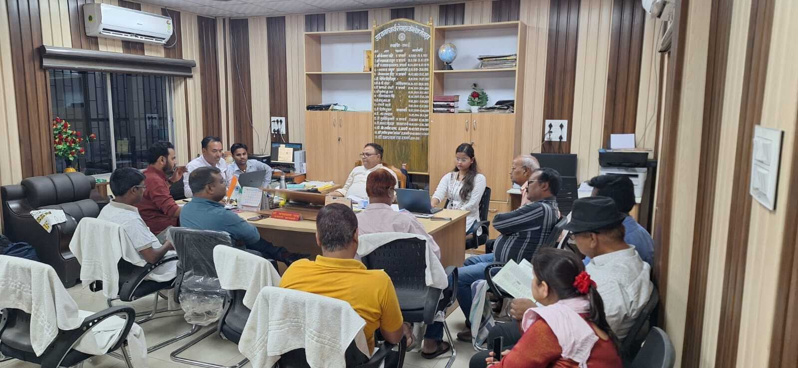 Samastipur News:यूआर कॉलेज में सम्मेलन को लेकर तैयारी समिति की बैठक