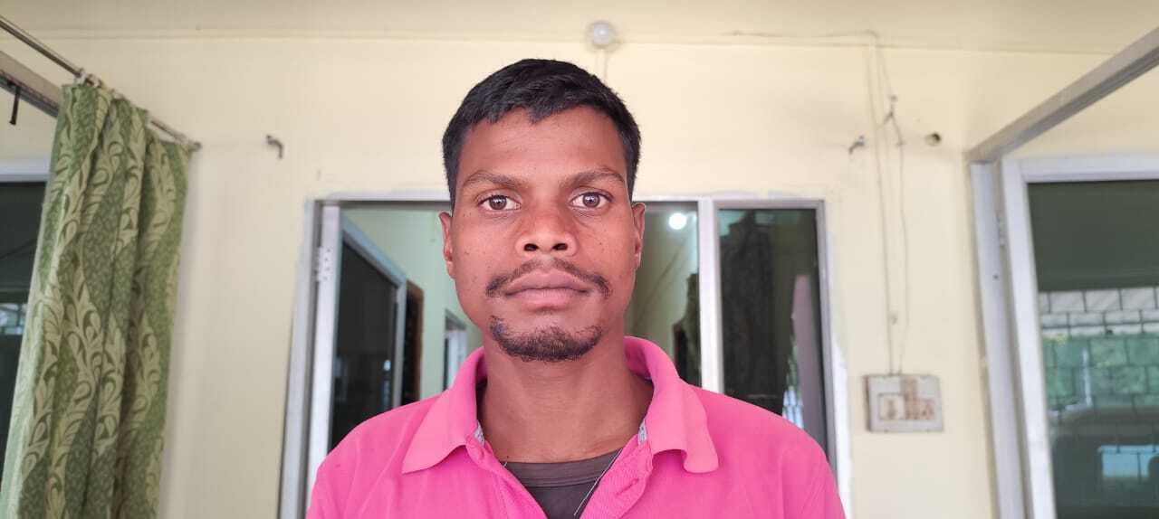 स्कूटी की डिक्की से एक किलो अफीम के साथ एक व्यक्ति गिरफ्तार