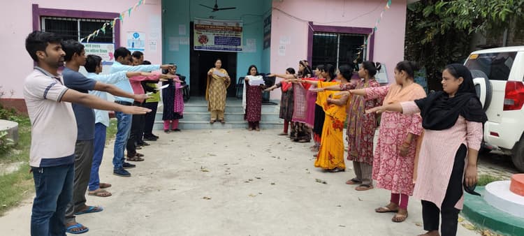 अक्षय तृतीया पर बाल विवाह रोकने की दिलाई गयी शपथ