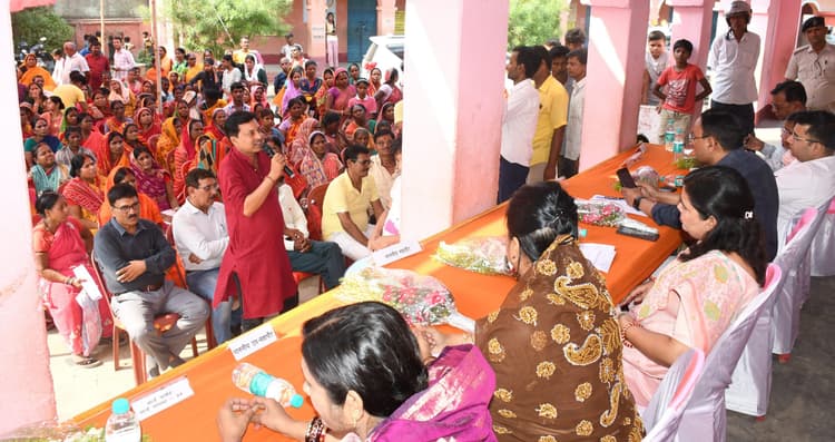 बेझिझक होकर अपनी जरूरत बताएं, नगर निगम आपके साथ है : महापौर