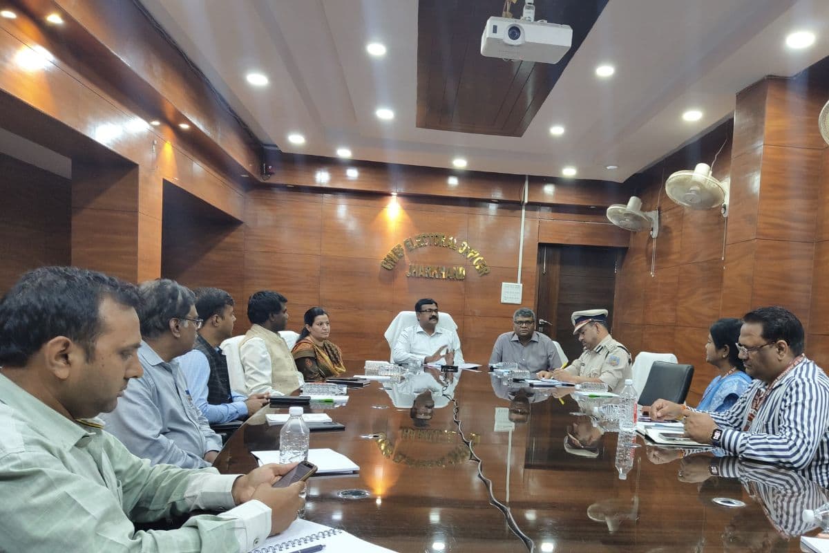 Video: झारखंड दौरे पर आ रहे मुख्य चुनाव आयुक्त ज्ञानेश कुमार, वॉलेंटियर एवं बीएलओ से करेंगे मुलाकात