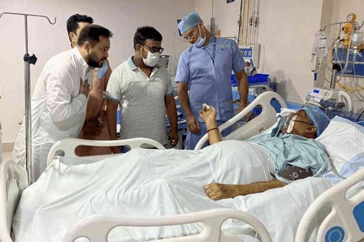 Lalu Yadav: जानिए क्यों पांच दिन और दिल्ली एम्स में भर्ती रहेंगे लालू यादव, करीबी ने दी ताजा जानकारी