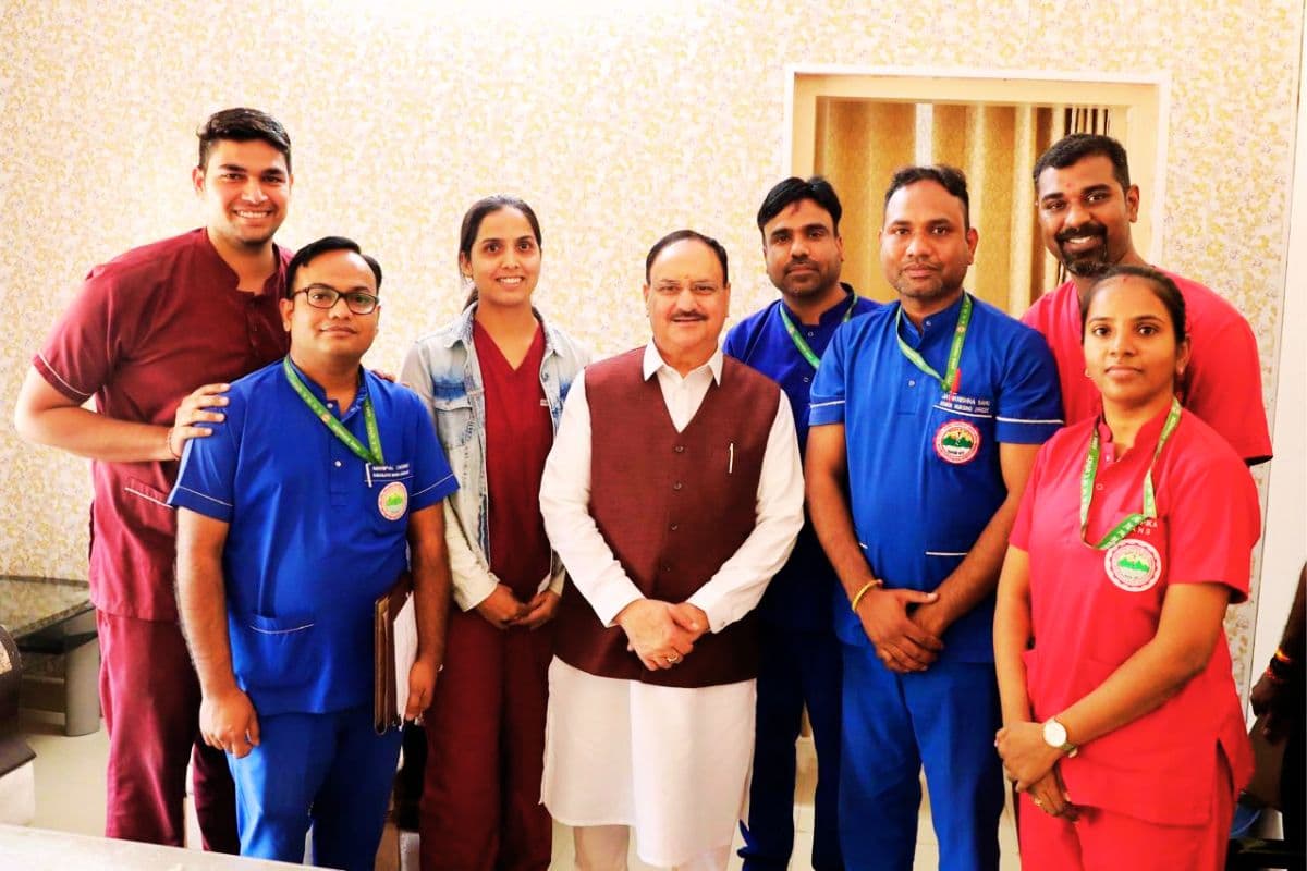 बर्बाद हो रहा परिवार, कुछ कीजिए सरकार, जेपी नड्डा से नर्सिंग यूनियनों की गुहार