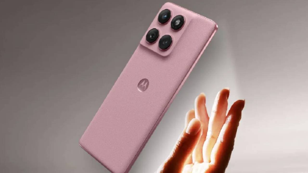 Motorola ने लॉन्च किए दो धांसू स्मार्टफोन, 50MP के फ्रंट कैमरे के साथ मिलेगा 6000mAh की बड़ी बैटरी, जानिए और क्या-क्या है खास