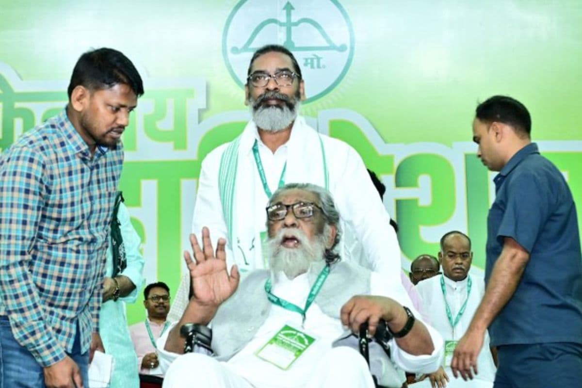 JMM Central Convention: शिबू सोरेन JMM के संस्थापक संरक्षक, हेमंत सोरेन बनाए गए केंद्रीय अध्यक्ष