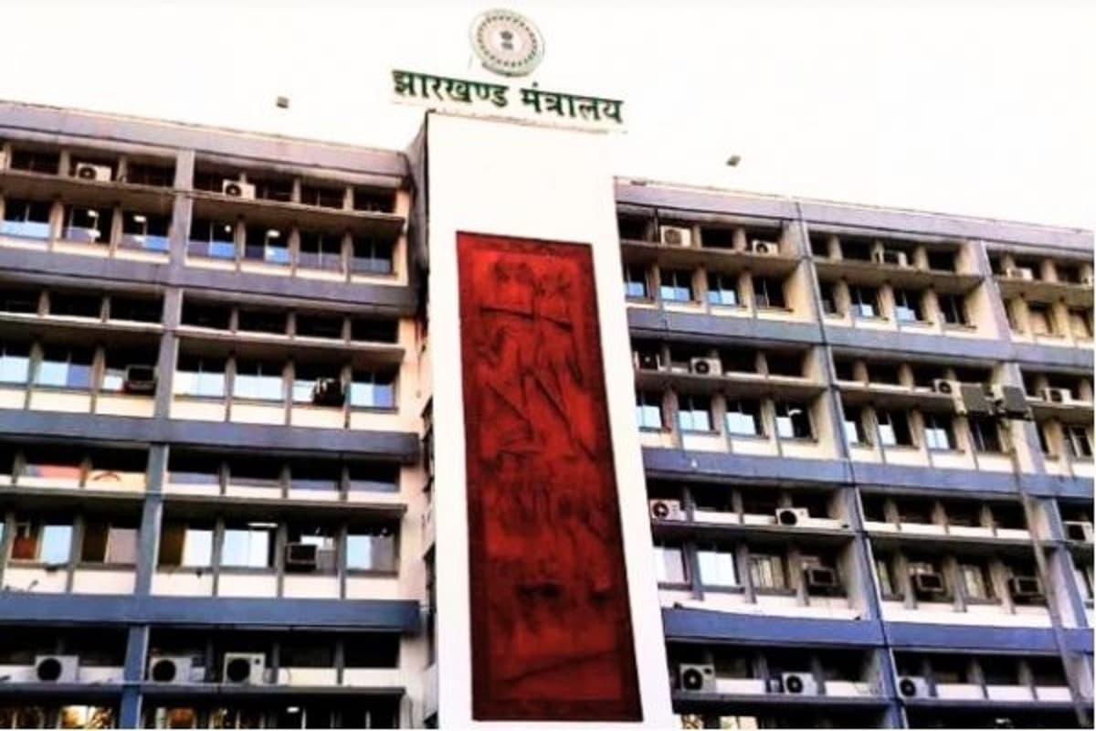 Transfer Posting : बोकारो डीसी बने अजय नाथ झा, कई अफसरों का तबादला, इन अधिकारियों की भी होगी पोस्टिंग