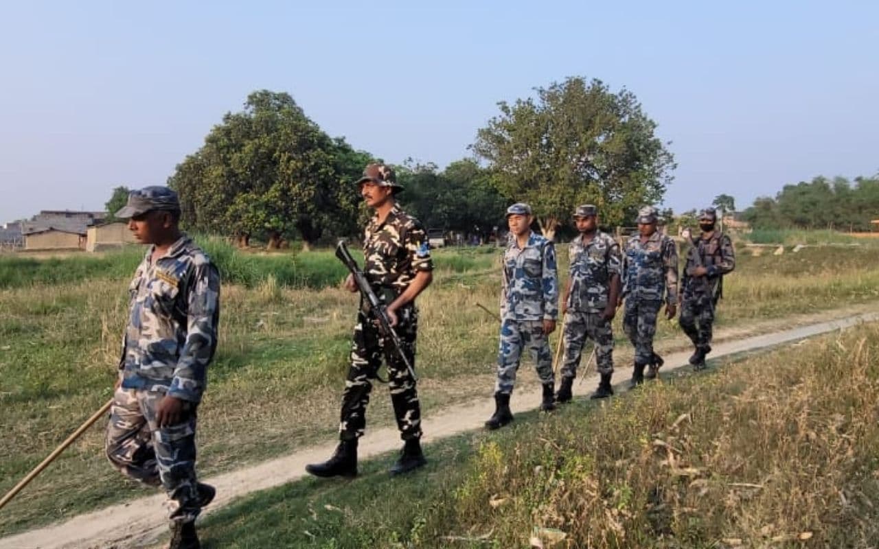 Bihar News: बिहार की अंतरराष्ट्रीय सीमा पर हाई अलर्ट जारी, गृह मंत्रालय ने भेजी एडवाइजरी