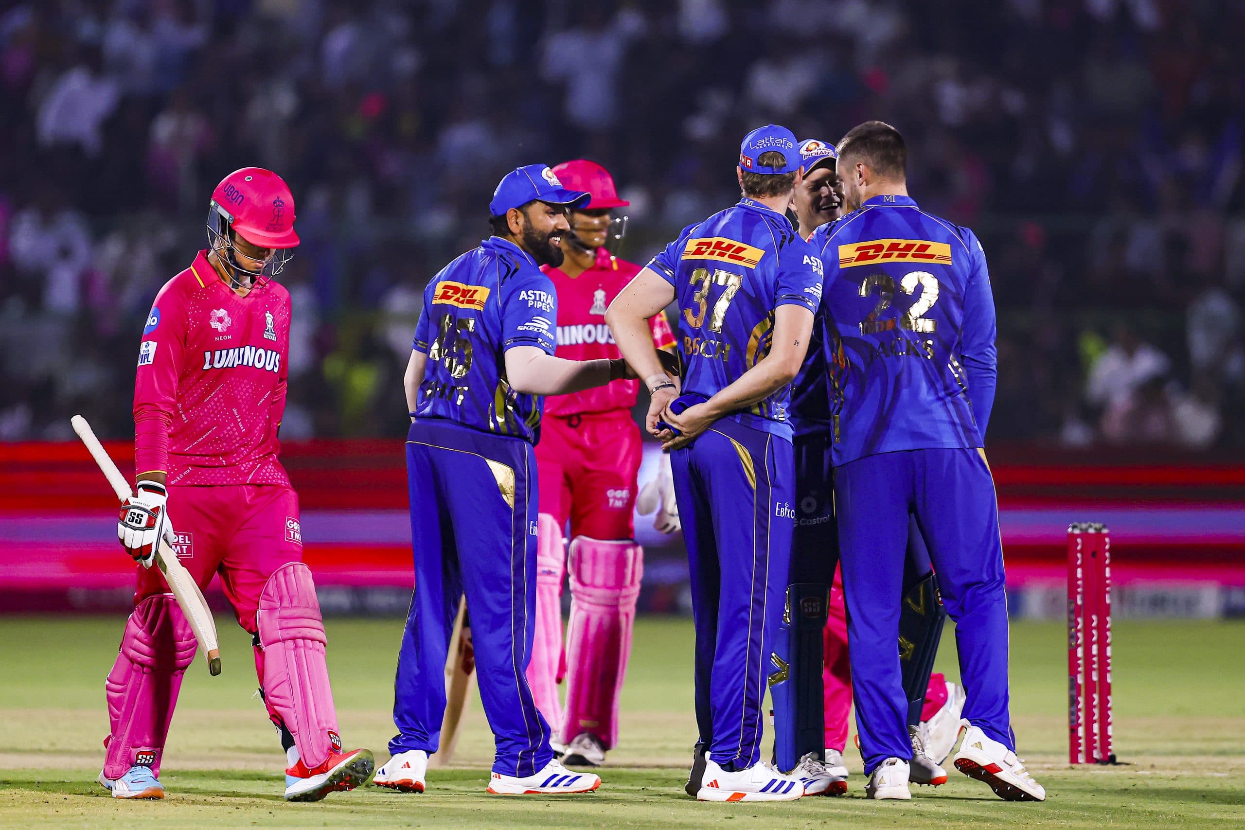 Watch: वैभव सूर्यवंशी हुए 0 पर आउट तो टूट गया कोच राहुल द्रविड़ का दिल, रिएक्शन का वीडियो वायरल