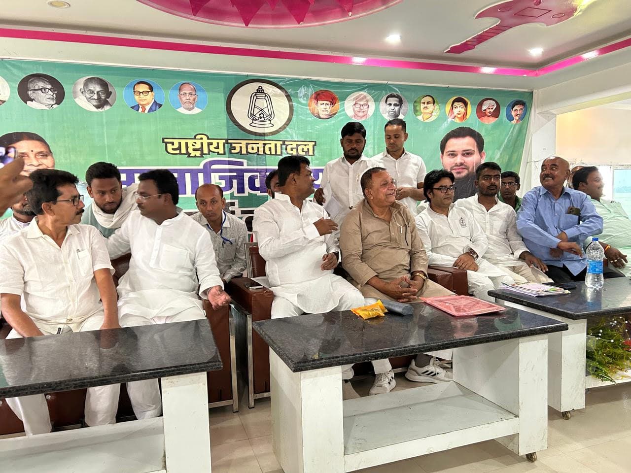 बिहार चुनाव 2025: सीमांचल में राजद की तैयारी शुरू, जोकीहाट विधानसभा में हुई बड़ी बैठक