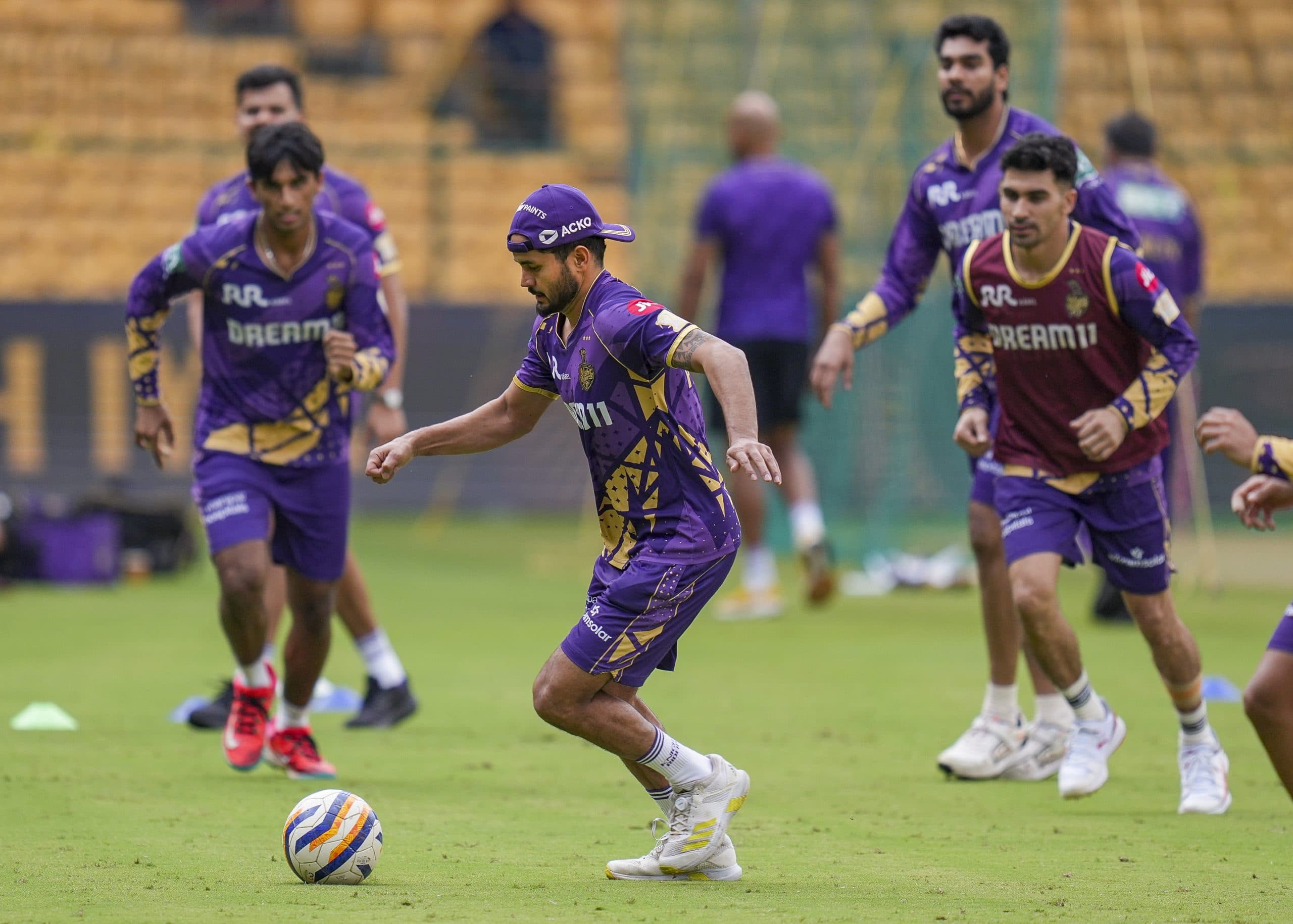 'हमें पता था IPL दुबारा शुरू होगा, इसलिए नहीं छोड़ी प्रैक्टिस' KKR स्टार का बड़ा खुलासा