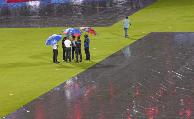 RCB vs KKR: मैच हुआ रद्द, आरसीबी टॉप पर और केकेआर आईपीएल 2025 से बाहर