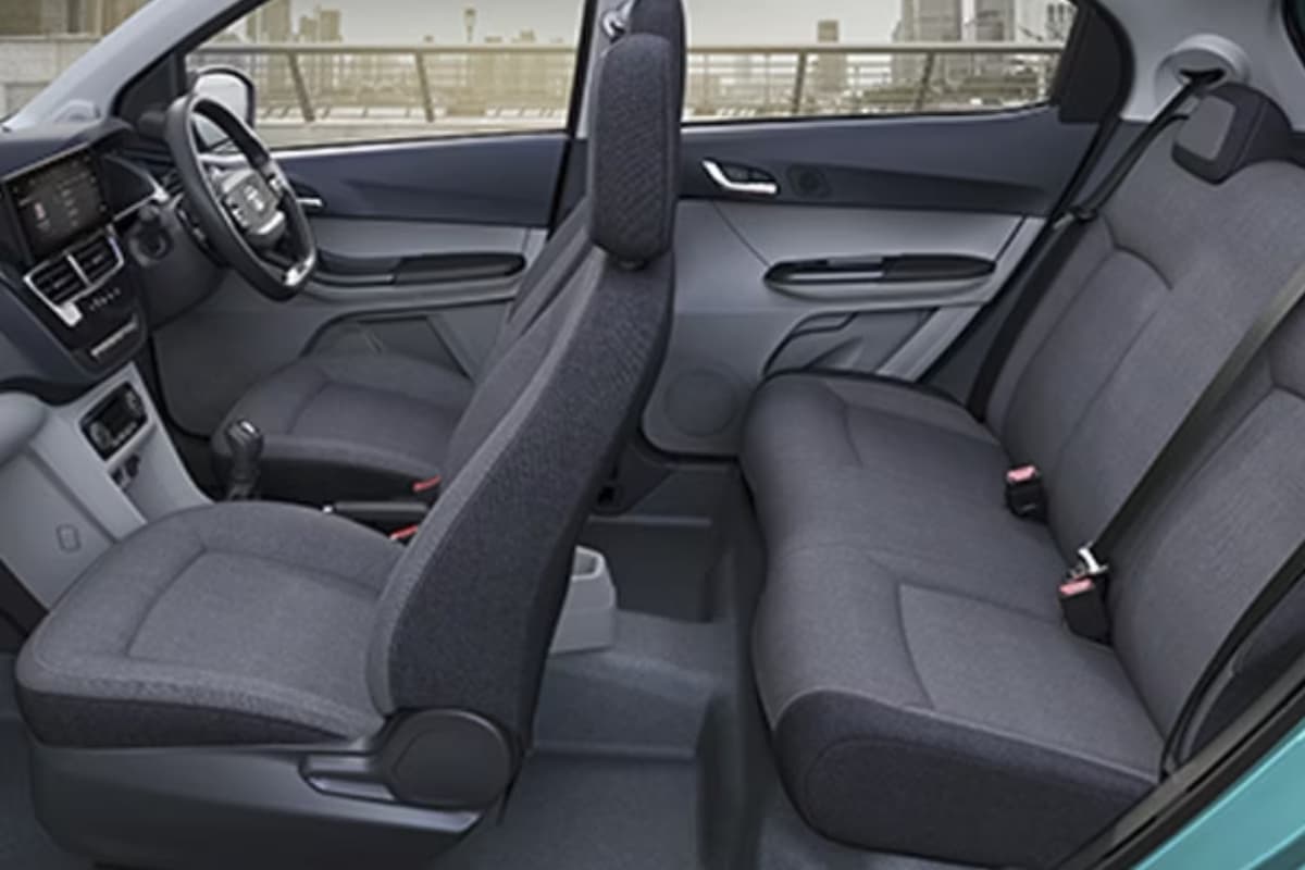 Tata Motors की ये सस्ती कार हो गई महंगी, जानिए इसके वैरिएंट की बढ़ती कीमतों के बारे में