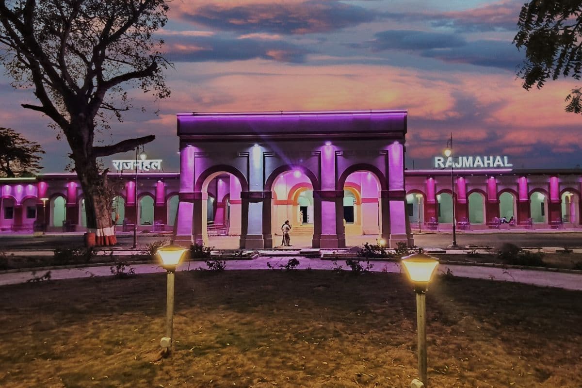 संथाल परगना में दो अमृत भारत स्टेशन बनकर तैयार, कल उद्घाटन करेंगे पीएम मोदी