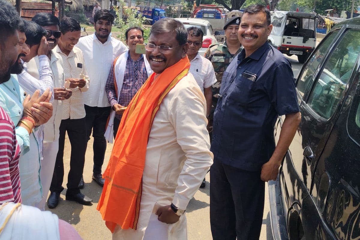 Video: ऑपरेशन 'सिंदूर' पर पूर्व मुख्यमंत्री अर्जुन मुंडा का बड़ा बयान, "आतंकियों का नहीं होता कोई धर्म और जात"