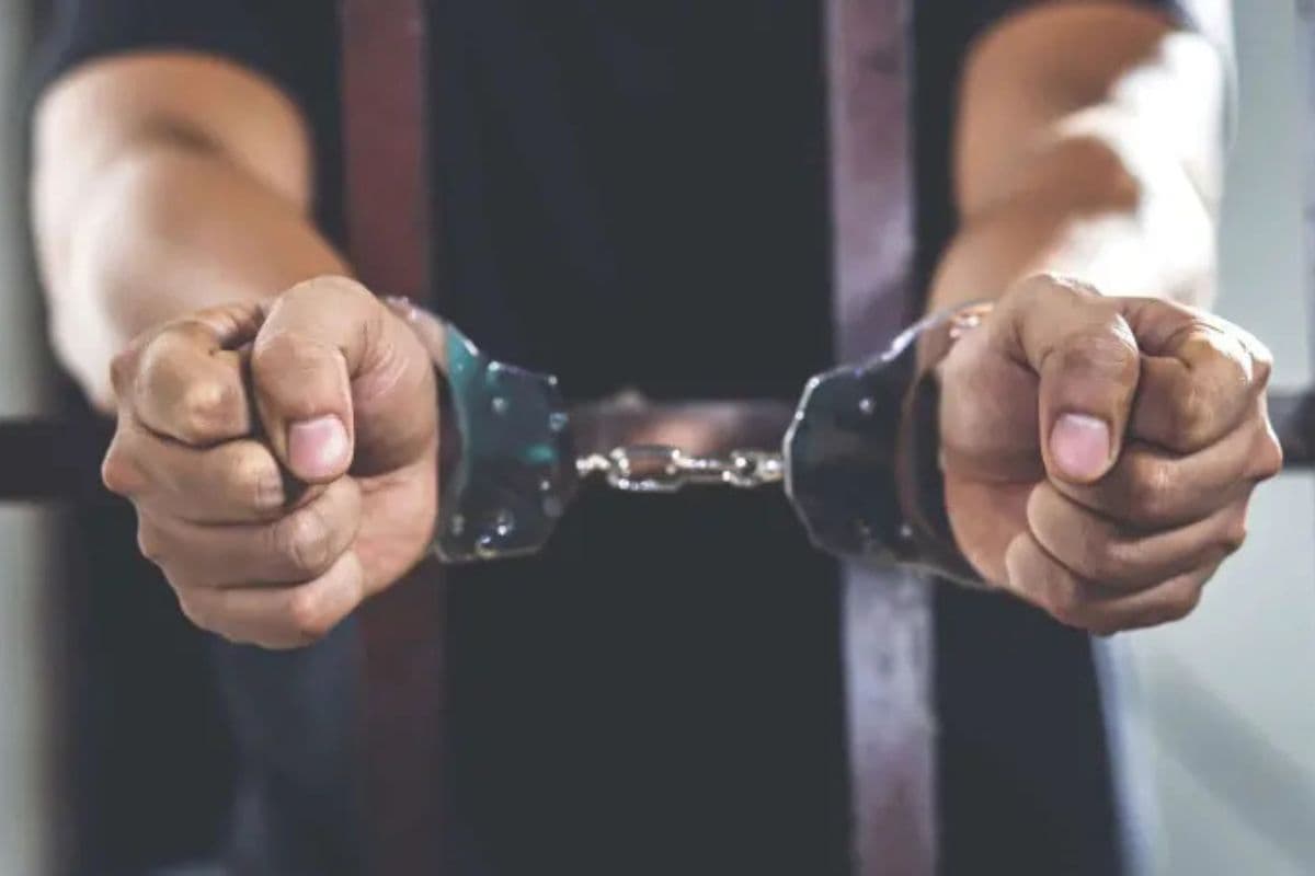 Arrest Arrest
