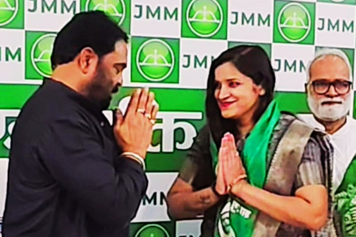 भाजपा की महिला नेता ने पार्टी को दिया झटका, समर्थकों के साथ झामुमो में हुईं शामिल