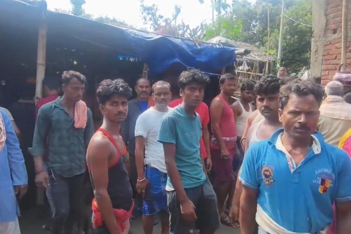 Bihar: तेज आंधी-बारिश के बीच बिजली गिरने से युवक की दर्दनाक मौत, गर्भवती पत्नी के सामने टूटा परिवार का सहारा
