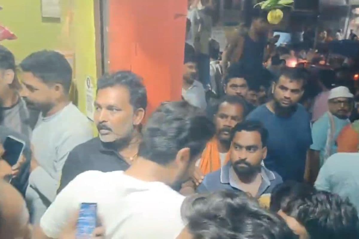 हाजीपुर में लूटपाट के दौरान सीने में गोली मारकर व्यवसायी की हत्या, बेटे को भी पूरी तरह पीटकर किया जख्मी