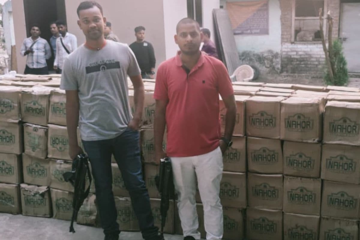 Bihar: कंटेनर के तहखाने से निकली 70 लाख की शराब, पूर्णिया में इस तस्करी का पुलिस ने ऐसे किया खुलासा 