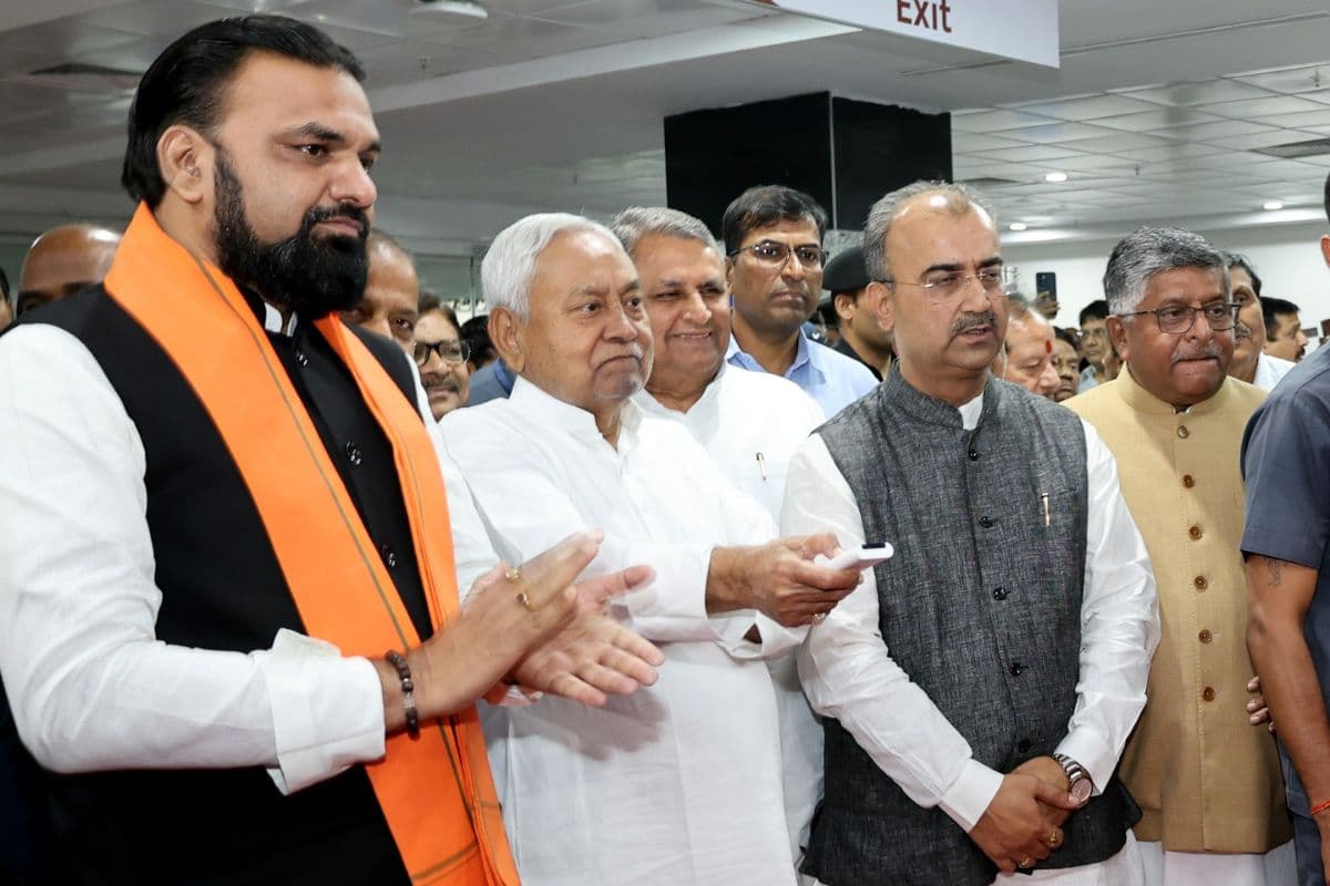 CM नीतीश कुमार ने किया PMCH के टावर-1 और 2 का लोकार्पण, पटना में 1117 बेड वाले अस्पताल की शुरुआत