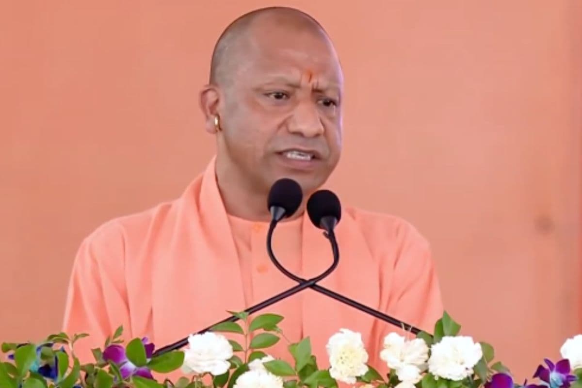 Footwear & Leather Policy 2025: पूर्वी उत्तर प्रदेश और बुंदेलखंड में चमकेगा फुटवियर-लेदर उद्योग, लाखों युवाओं को मिलेगा रोजगार