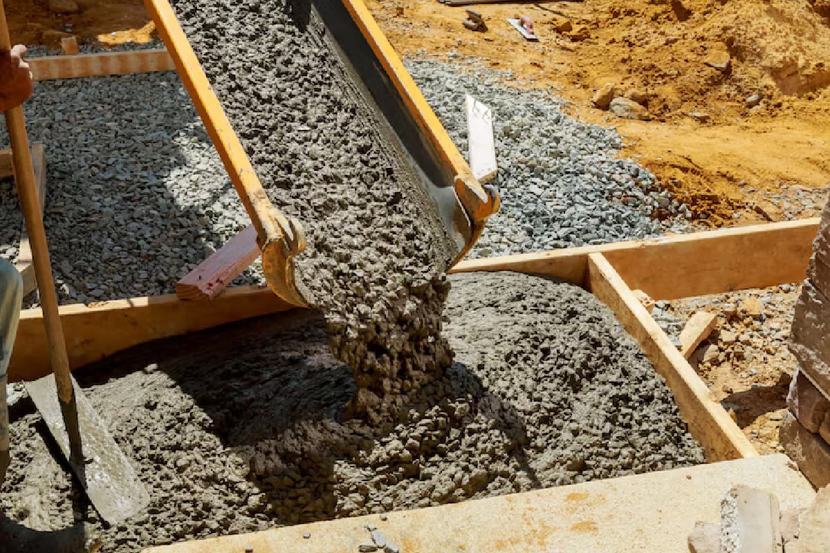 मकान बनाने वाले सावधान! बढ़ने वाला सीमेंट का दाम