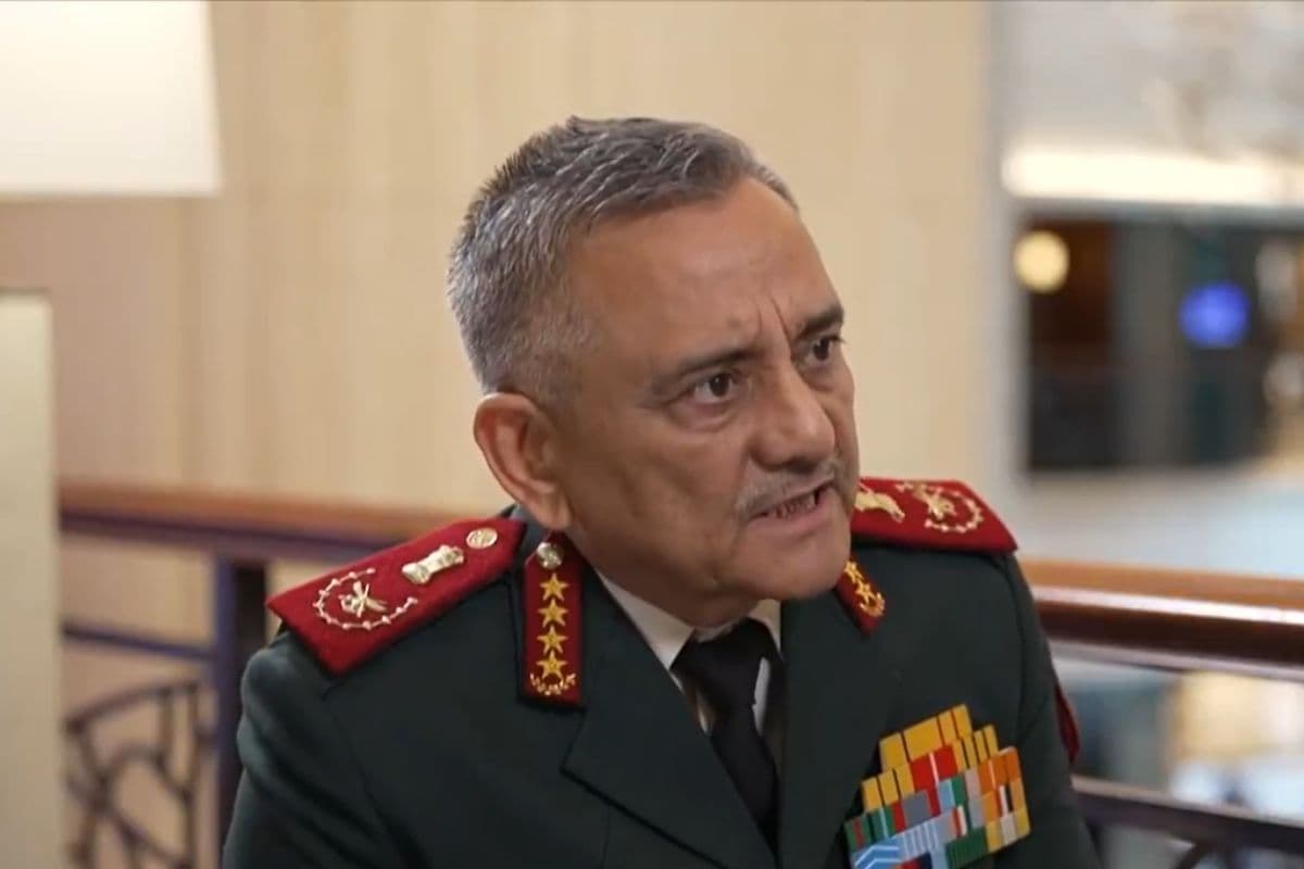 Defense: अब युद्ध हथियार से नहीं तकनीक से लड़े और जीते जाएंगे