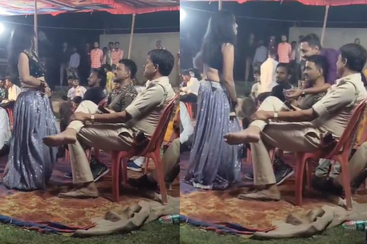 Video: वर्दी की मर्यादा भूले सिवान के दारोगा जी, बार बालाओं संग ठुमके लगाते वीडियो वायरल, हो गया एक्शन