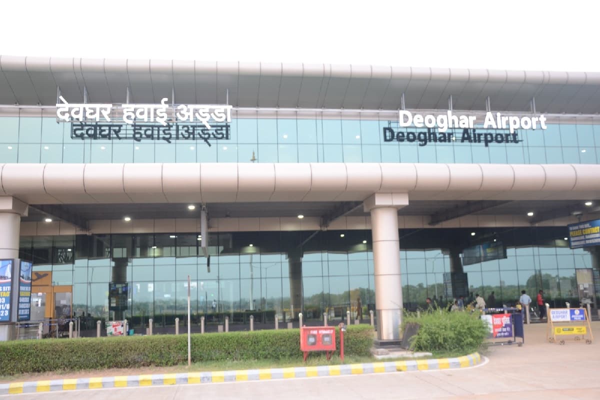 भारत-पाक तनाव के बीच बढ़ायी गयी देवघर एयरपोर्ट की सुरक्षा, डिपार्चर टाइम से तीन घंटे पहले होगी इंट्री