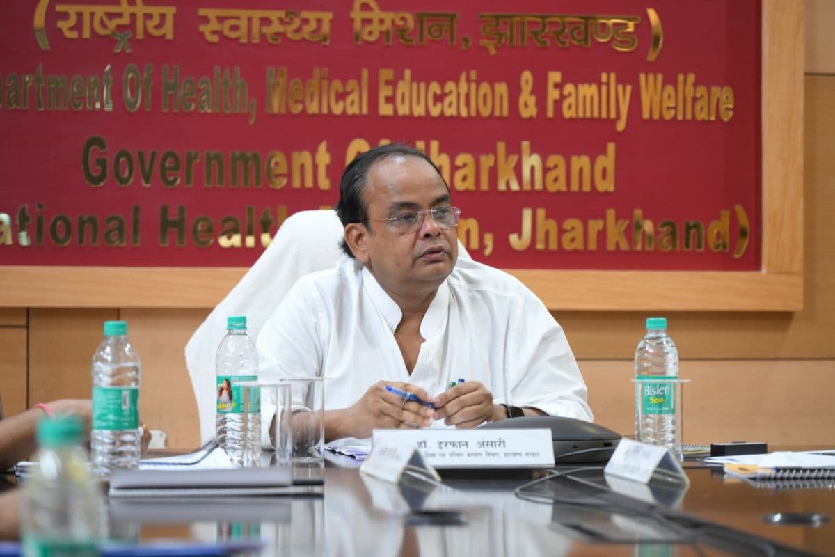 मौत की धमकी देनेवाले को झारखंड के मंत्री ने किया माफ, पिता की गुहार पर पसीजा डॉ इरफान अंसारी का दिल, MBBS पास है आरोपी