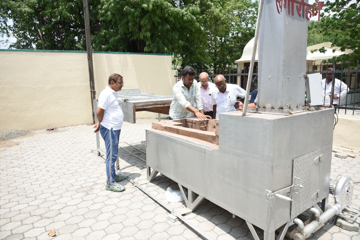 अब चुटकी में होगा अंतिम संस्कार, झारखंड का पहला इको-फ्रेंडली लकड़ी शवदाह गृह यहां बनकर हो गया तैयार